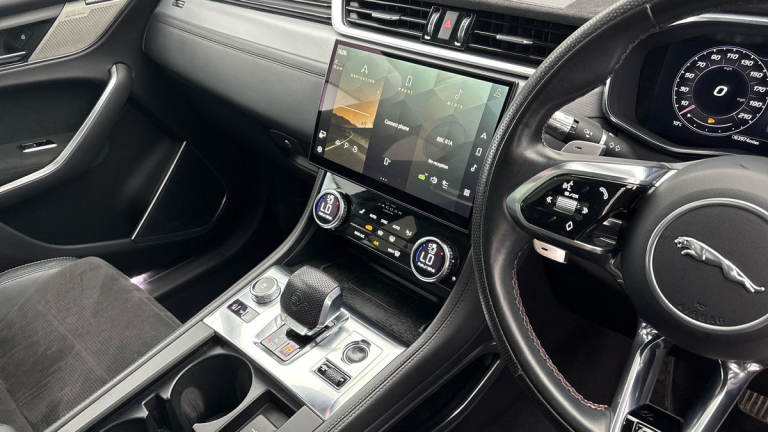 2021 Jaguar F-Pace 5.0 P550 V8 SVR SUV 5dr Petrol Quickshift AWD Euro 6 (s/s) (550 ps) SUV Petrol...