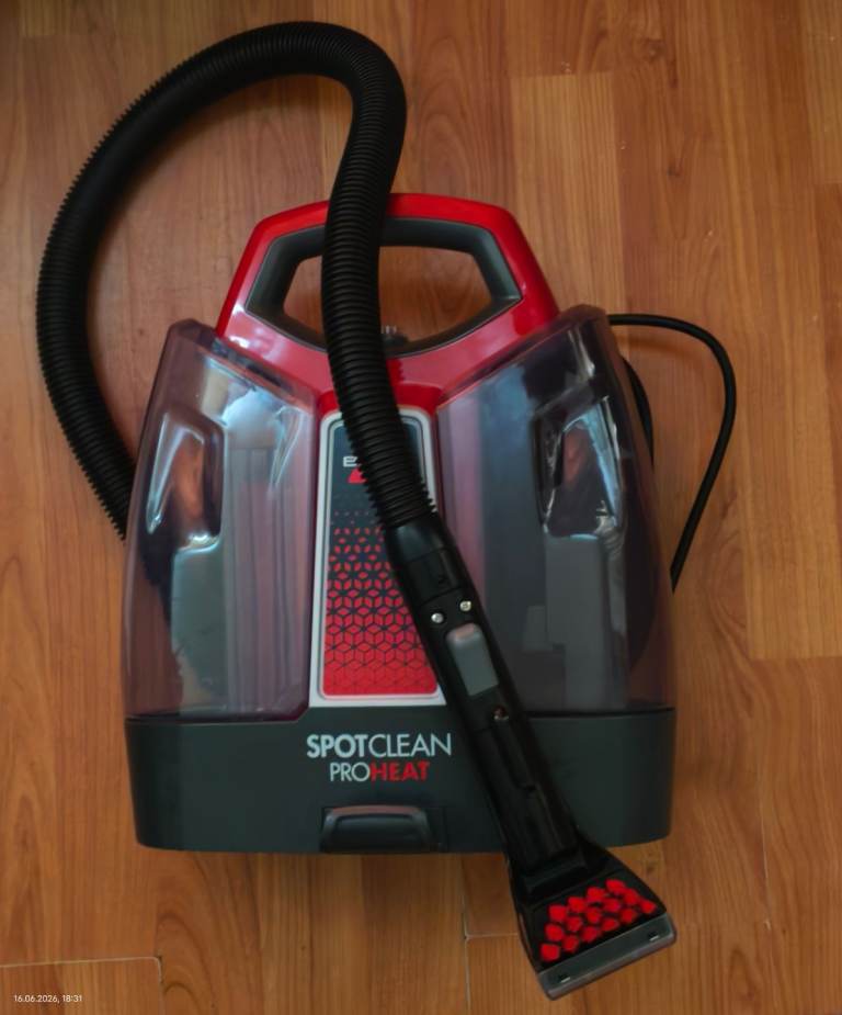 Bissell SpotClean ProHeat vacuum cleaner