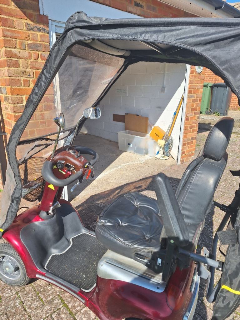 Shoprider Cordoba Large 8mph Mobility Sooter