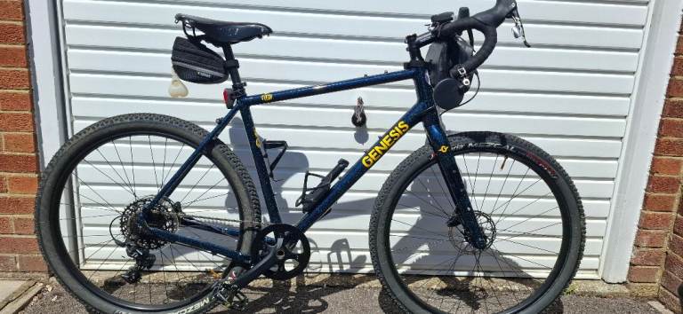 Genesis Fugio 30 Gravel Bike - Size Large Frame - VGC