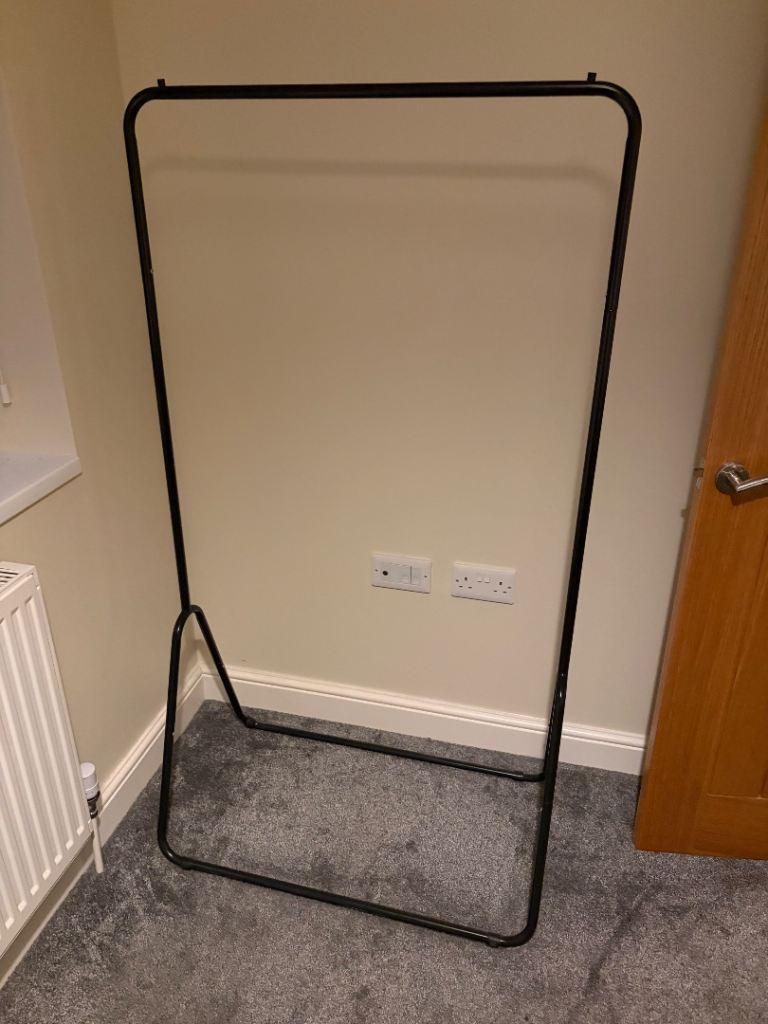 Dunelm Metal Clothes Rail