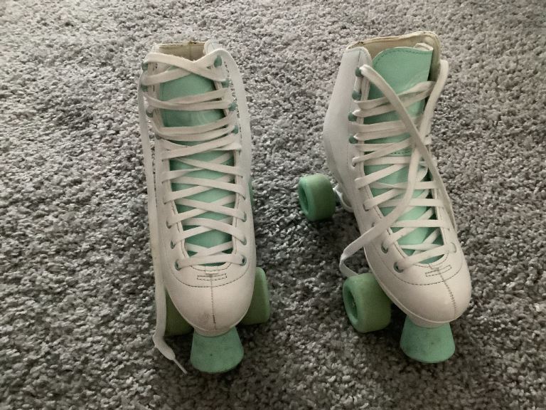 SFR Figure Quad Skates Size 5