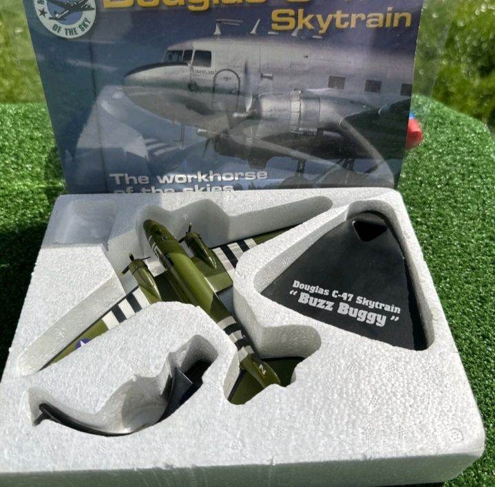 Atlas Editions Bombers of World War II Douglas C-47 Skytrain Diecast Model Rare Collectable Vintage 