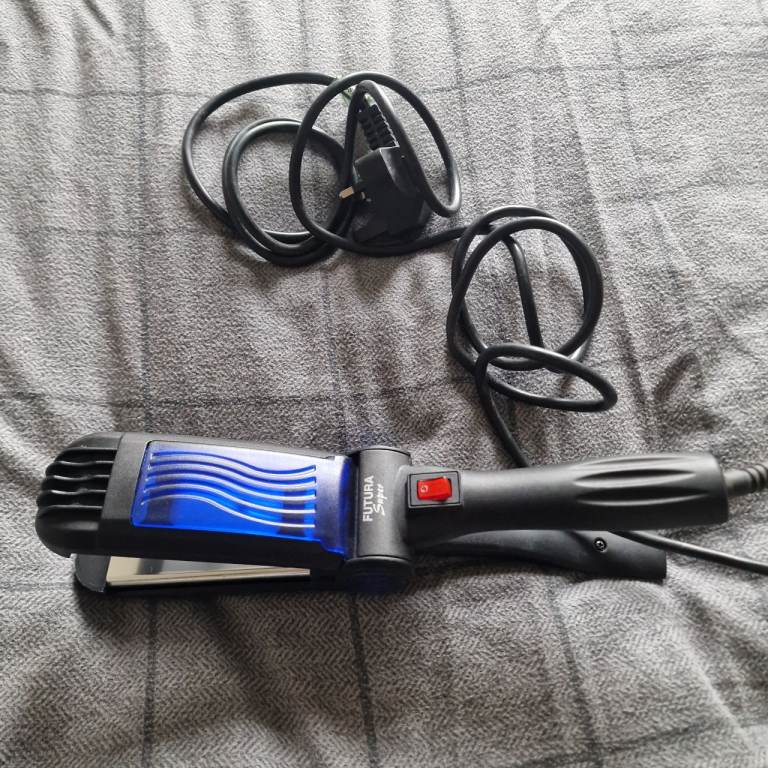 Futura Super Hair Straighteners Excellen Condition 