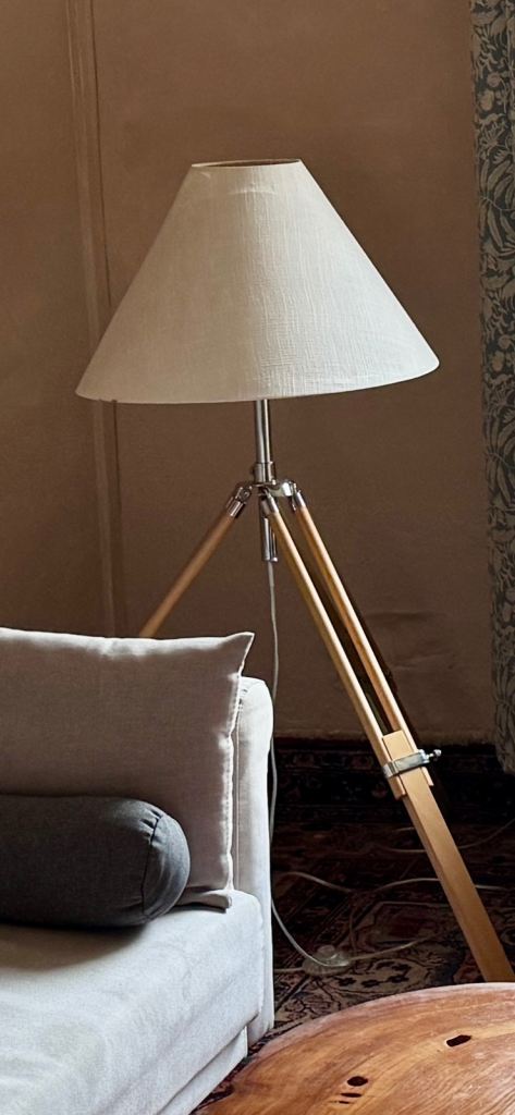 Stylish lamp for sale 