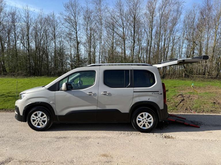 2020 Peugeot Rifter Horizon 1.5 HDI Wheelchair Accessible Vehicle WAV MPV Diesel Manual