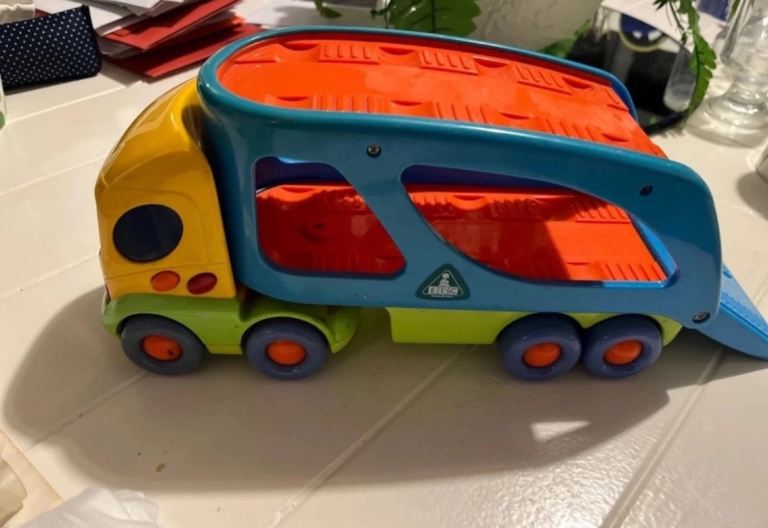 Transporter vehicle toys children’s ELC early learning center vintage! Makes sounds 