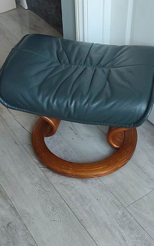 Vintage Ekornes stressless leather footstool 