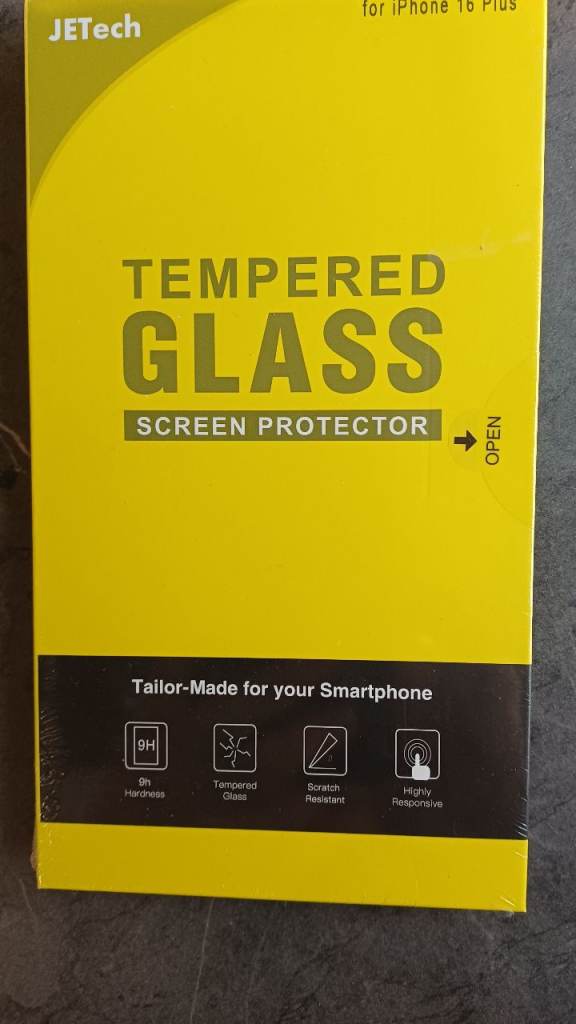 Tempered glass screen protector for iphone 16 plus