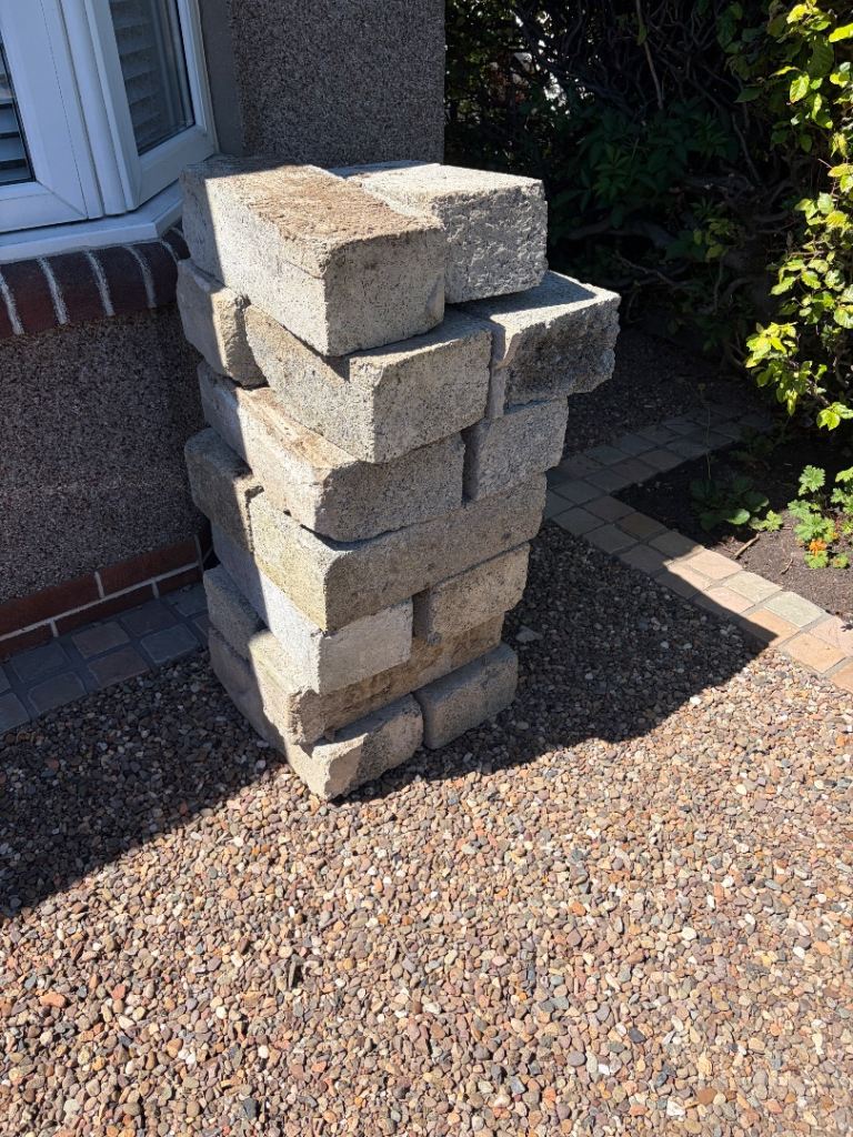 Free concrete blocks 