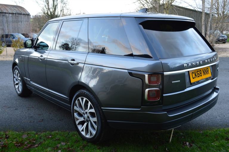 2018 Land Rover Range Rover 4.4 SDV8 Autobiography 4dr Auto ESTATE DIESEL Automatic