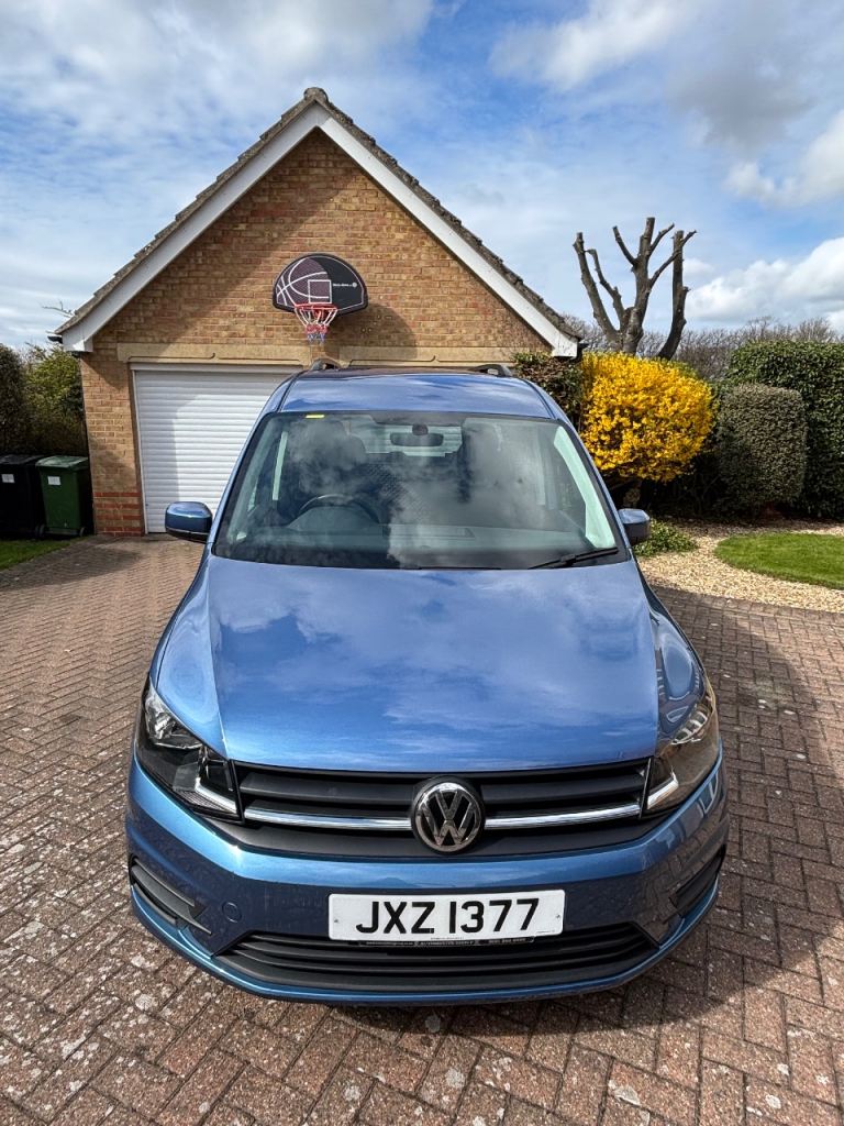 Volkswagen, CADDY MAXI LIFE, MPV, 2016, Semi-Auto, 1968 (cc), 5 doors