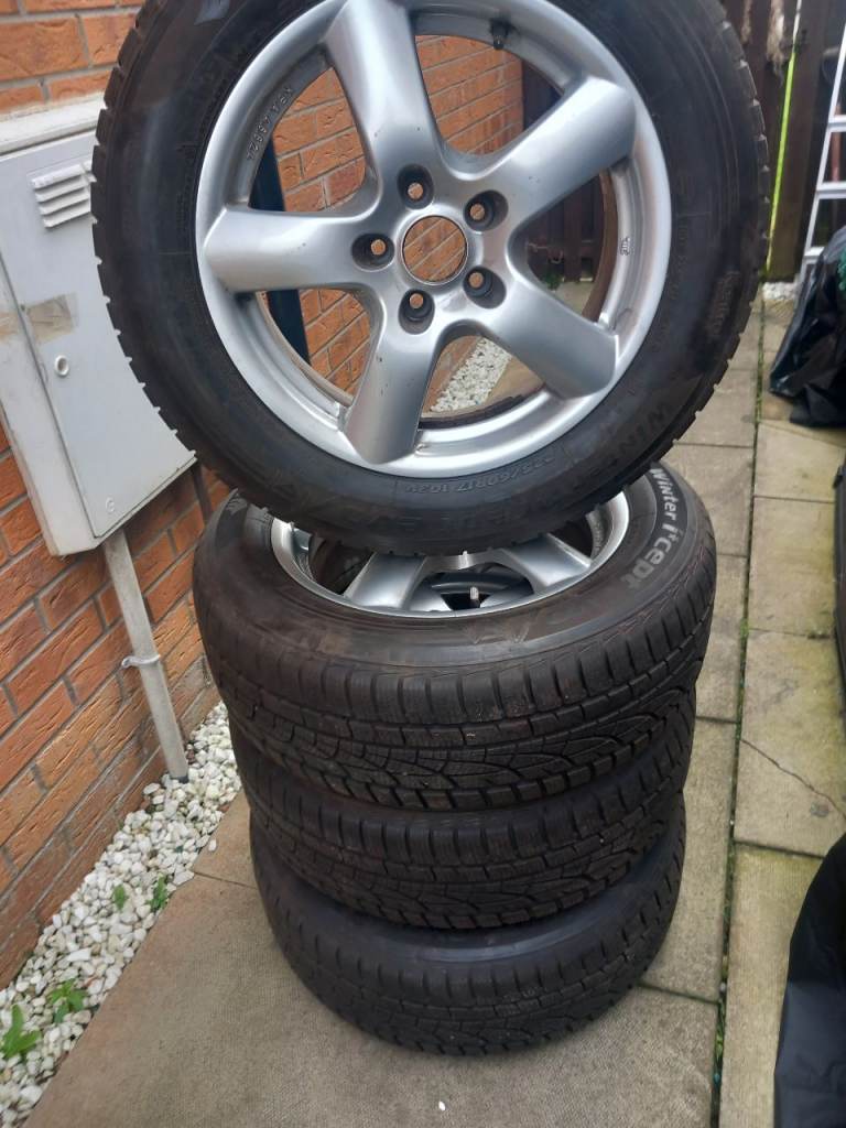 225/60R17 KIA SPORTAGE ALLOYS WHEELS AND HANKOOK TYRES 
