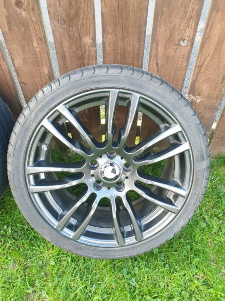 19” BMW Staggered Alloys 4 Good Tyres