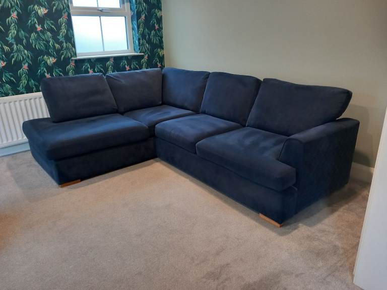 Navy Blue Corner Sofa in Fantastic Condition 