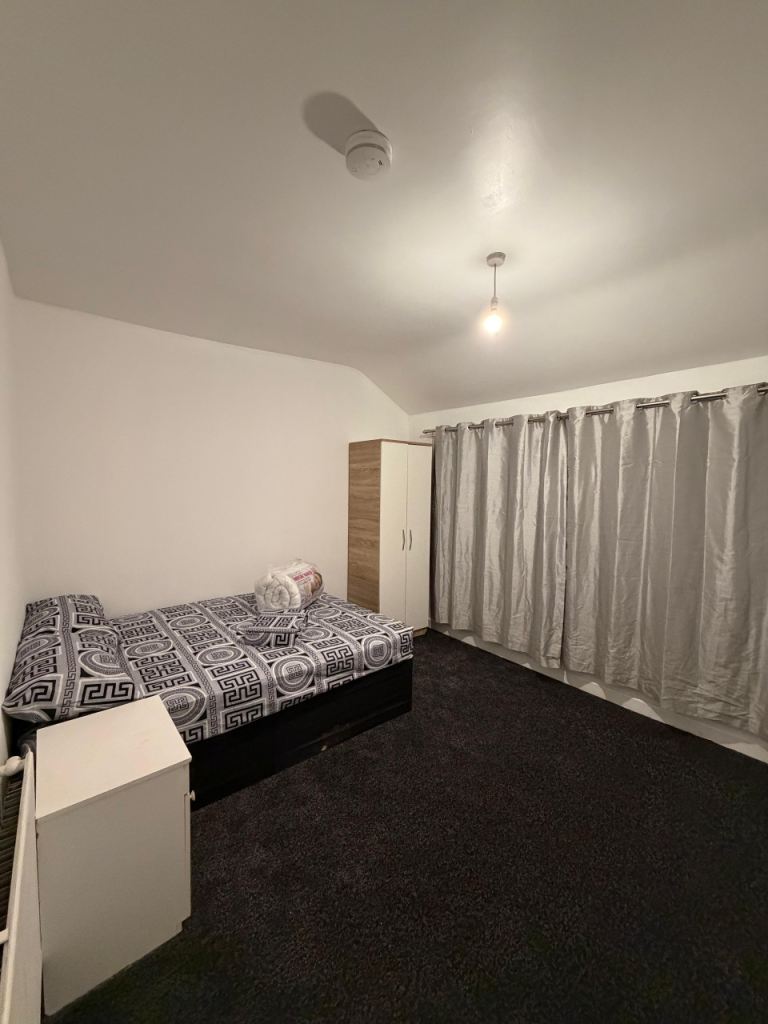 HMO SUPPORTED ACCOMMODATION, MUST BE UC DSS WEST MIDLANDS BIRMINGHAM