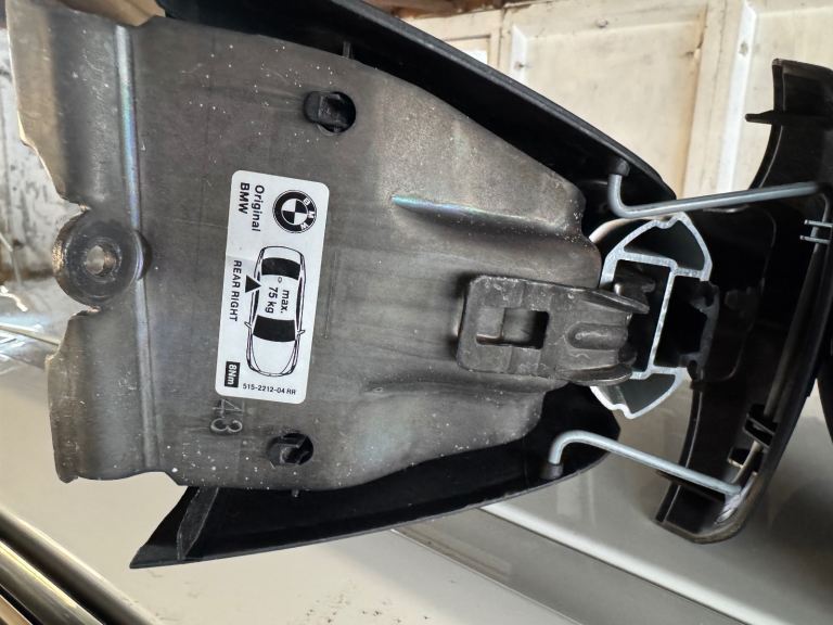 Bmw 3 series f30 roof rack bars with lock and keys 