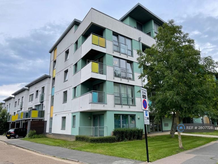 2 bedroom flat in Clarence Avenue, London, SW4 (2 bed) (#2807728)