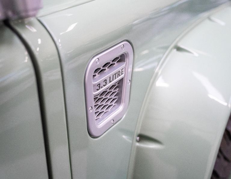 1990 Land Rover Defender 90 2.5 TD5 Pickup 2dr Diesel Manual (120 bhp) Diesel