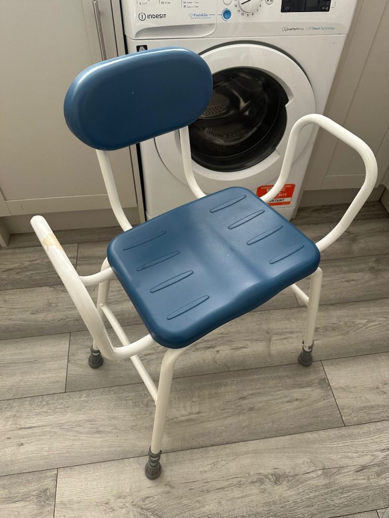 Adjustable Shower Chair with Backrest and Arms – Good Condition