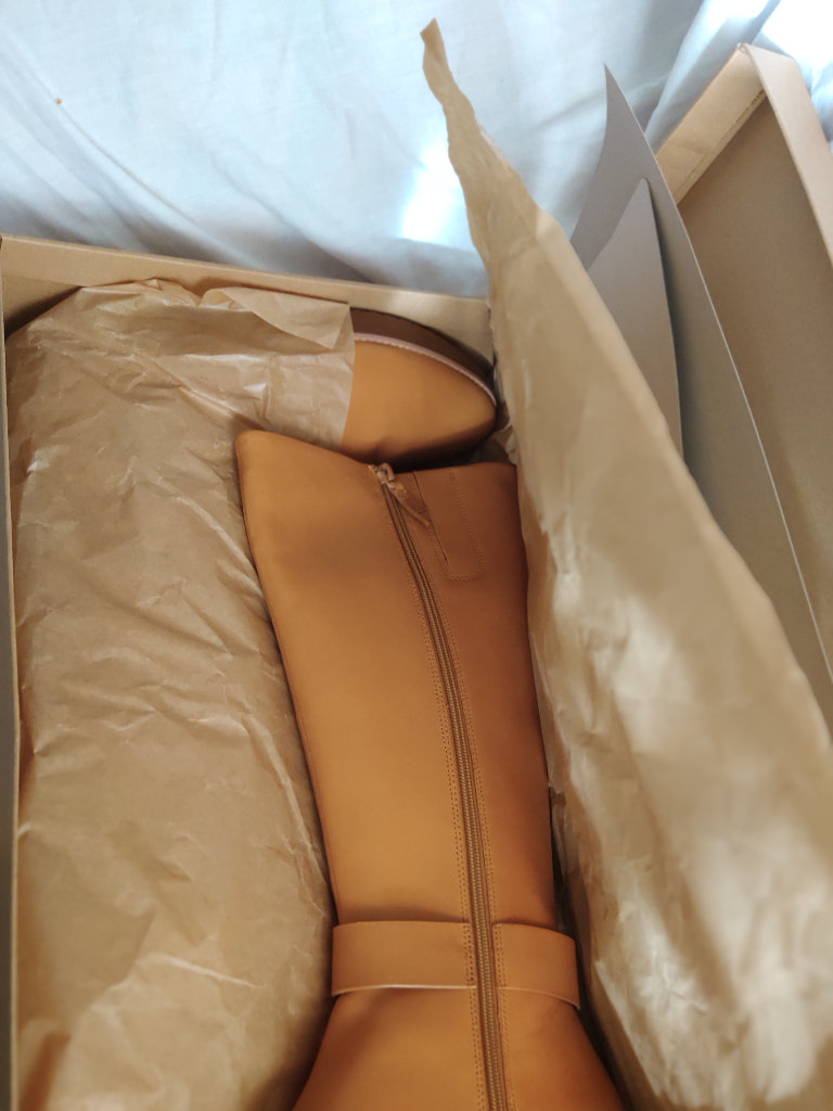 Ladies FitFlop size 7(UK) 41(EU) 09(US) mustard "Knot" zipped knee-high boots BNIB £45