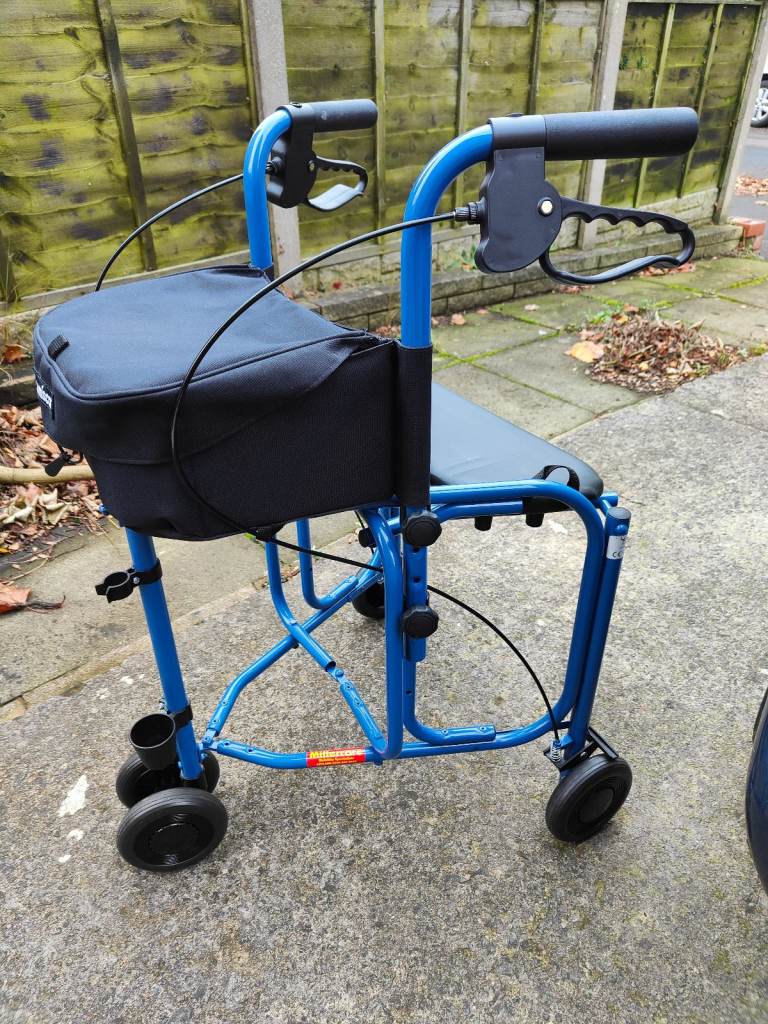 image for Lightweight walker (rollator) with 3 wheels folding