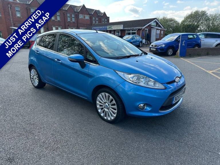 2009 Ford Fiesta 1.4 Titanium 5dr HATCHBACK PETROL Manual