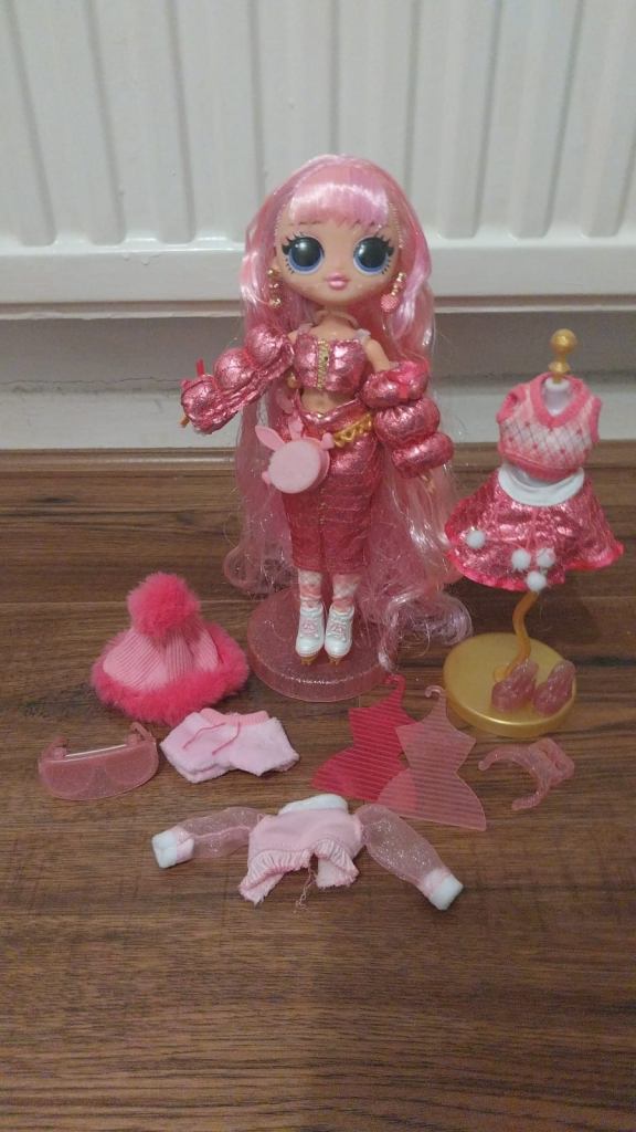 LOL OMG doll "LaRose"  with accessories 