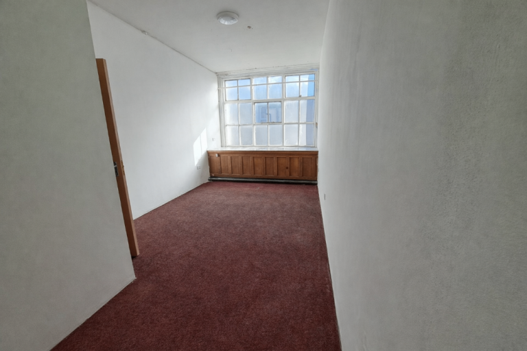 New Art Studio/Creative Office Spaces – £300/month (All-Inclusive)