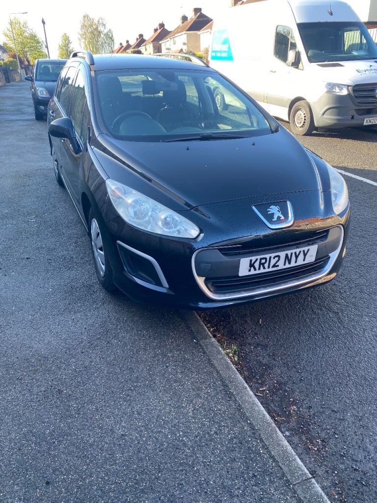 Peugeot, 308, Estate, 2012, Manual, 1560 (cc), 5 doors