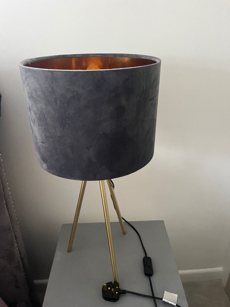 Tripod Table lamps