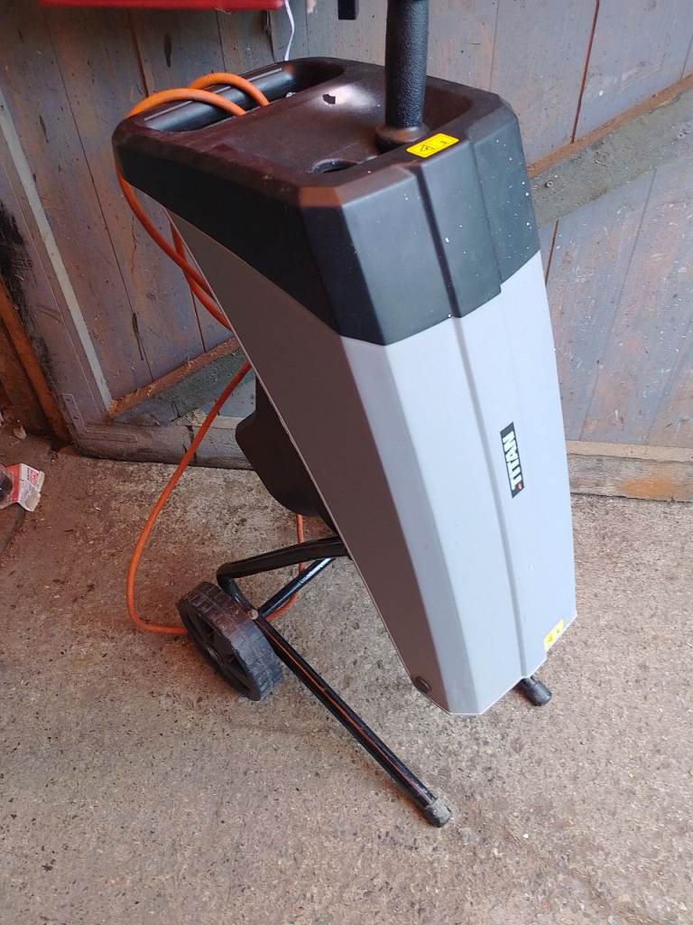 Titan Garden Shredder - Reliable and Ready to Use