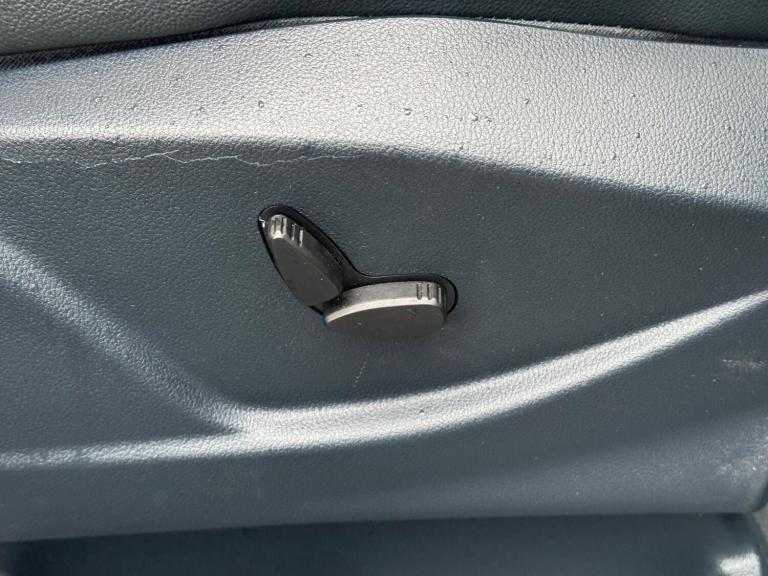 2011 Ford Grand C-Max 1.6 TDCi Titanium Euro 5 5dr MPV Diesel Manual