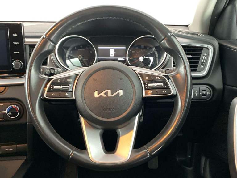 2022 Kia Ceed 1.0T GDi ISG 2 5dr Estate PETROL Manual