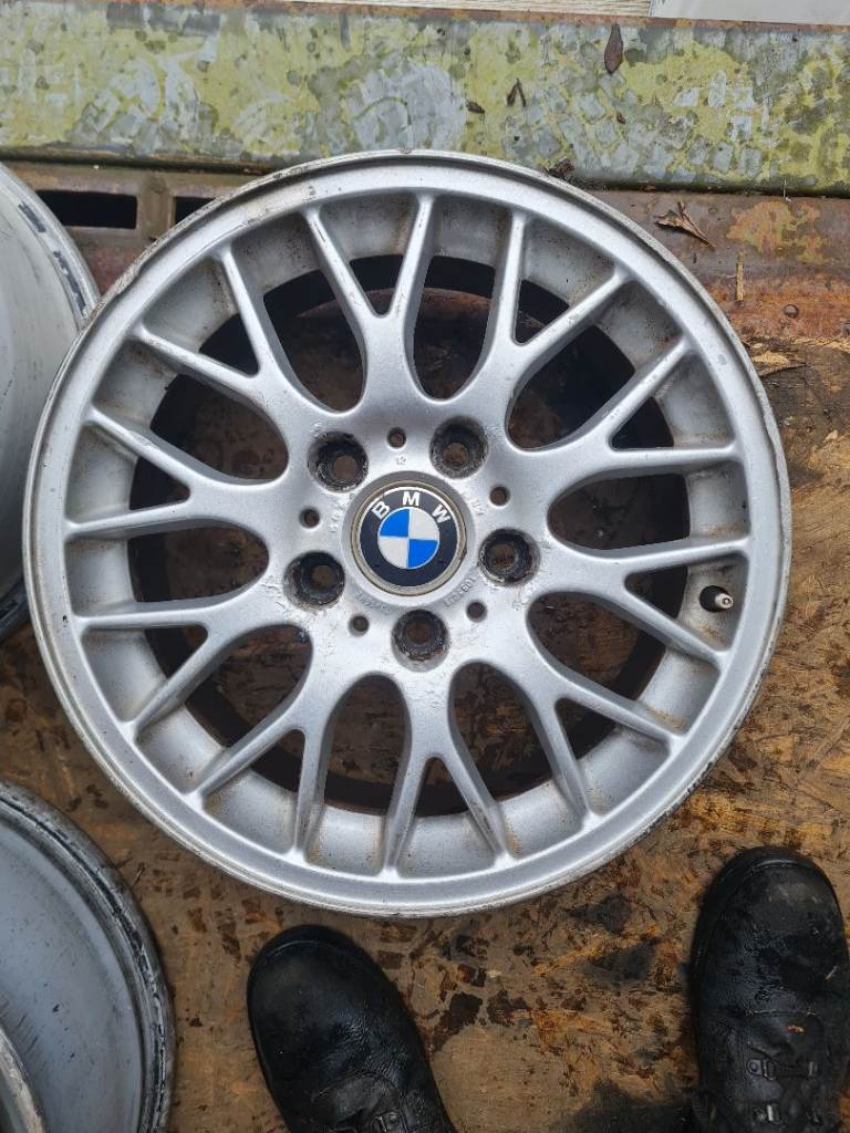 Single 16" Genuine BMW Style 42 Alloy Wheel - Replacement / Spare (5x120)