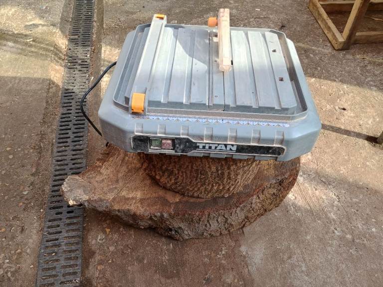 Titan tile Cutter.