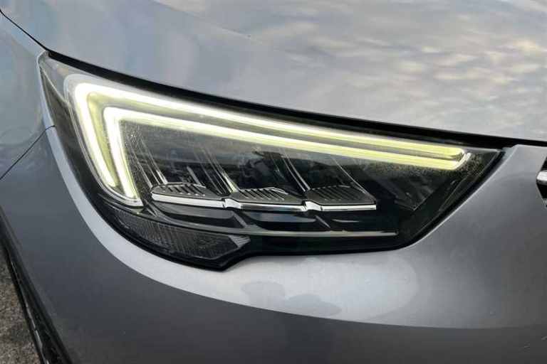 2021 Vauxhall Crossland X 1.2T [110] Griffin 5dr [6 Spd] [Start Stop] HATCHBACK PETROL Manual