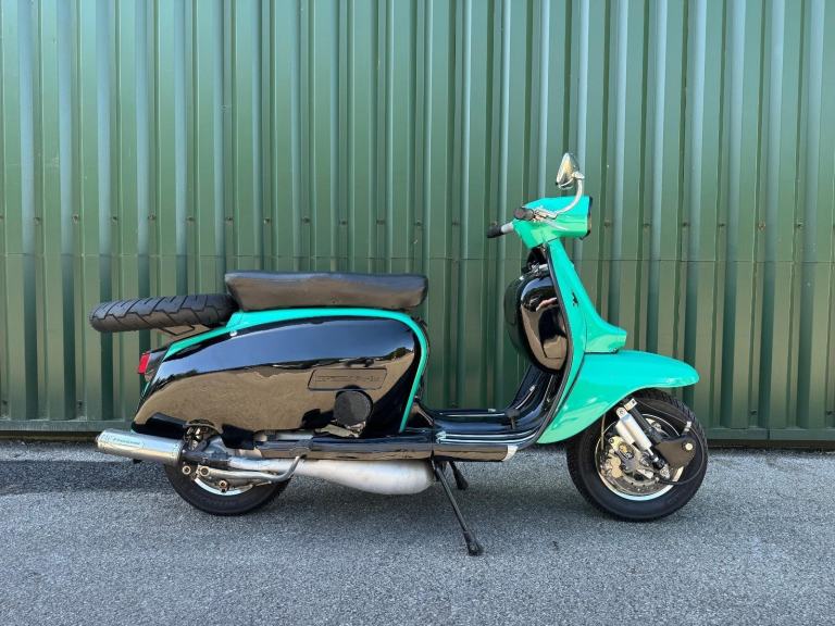 Lambretta GP125 Italian 1969 RB20 Engine 29hp Front Disc Brake BGM Suspension