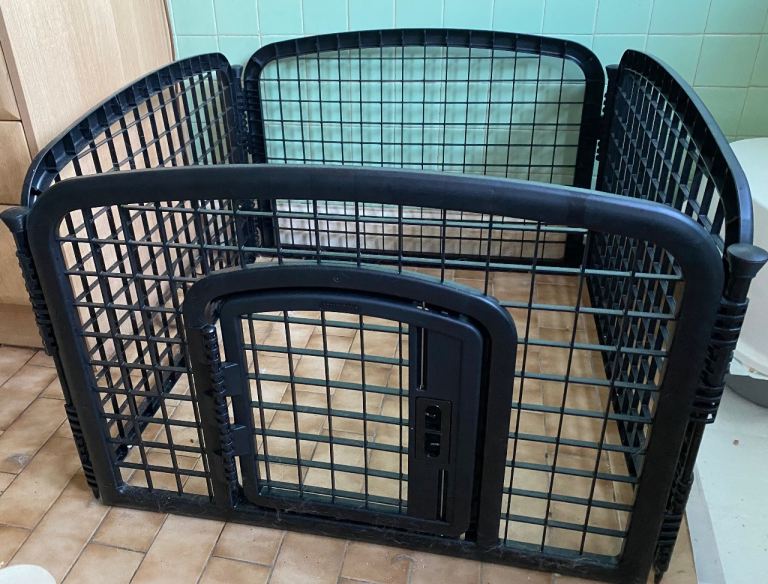 Iris ISA Dog Pen