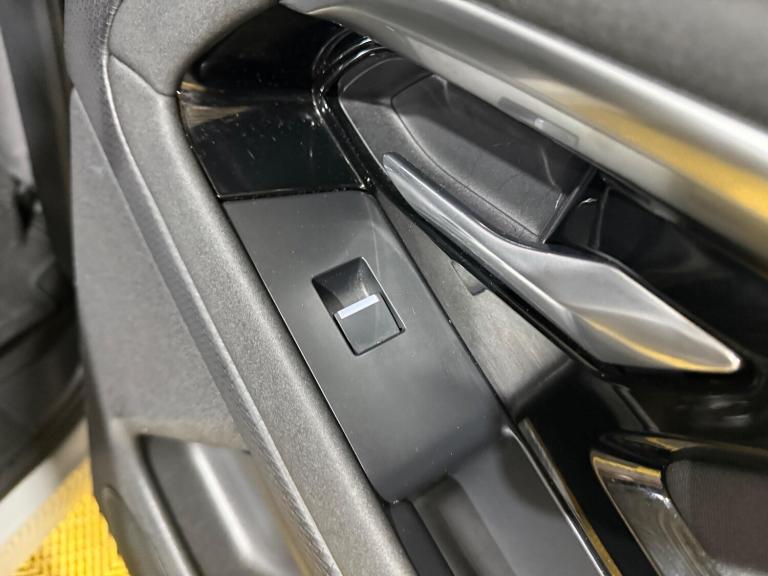 2019 Land Rover Range Rover Evoque 2.0 D150 5dr Auto ESTATE DIESEL Automatic