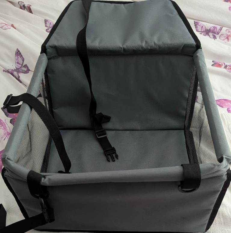 Pets at Home In-car Dog Booster Seat Grey
