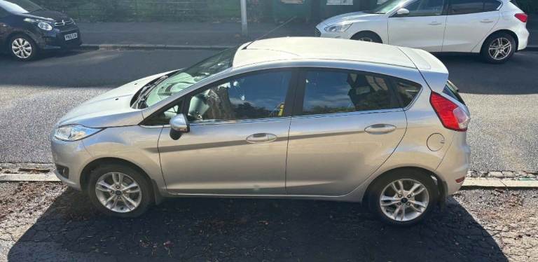 Ford, FIESTA, Hatchback, 2015, Manual, 998 (cc), 5 doors