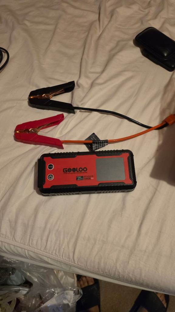 Gooloo Jump starter PowerBank