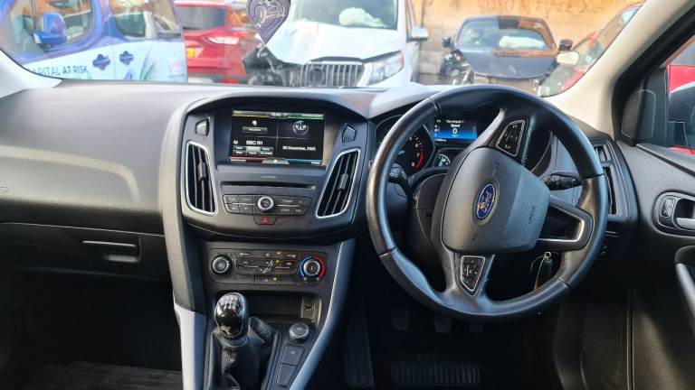 Ford, FOCUS, Hatchback, 2015, Manual, 999 (cc), 5 doors