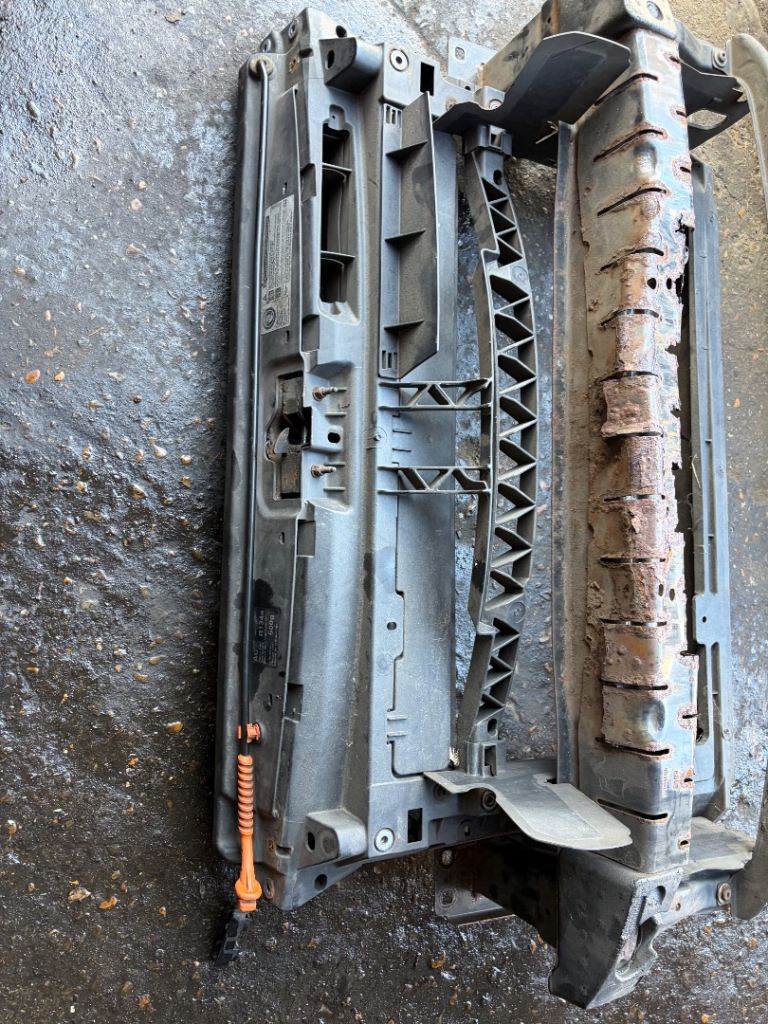 2010. To. 2013. VW. Polo. Complete. Front. Panel. With. Crash Bar 