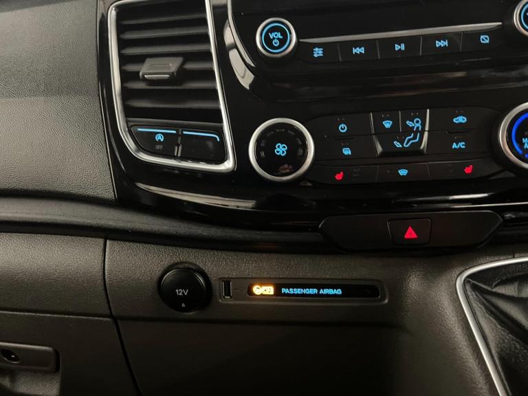 2022 Ford Transit Custom 2.0 EcoBlue 130ps Low Roof D/Cab Limited Van PANEL VAN DIESEL Manual