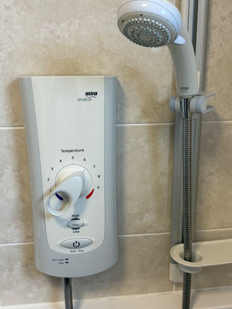 Mira Advance 9.0 S Flex ATL Electric Shower Unit