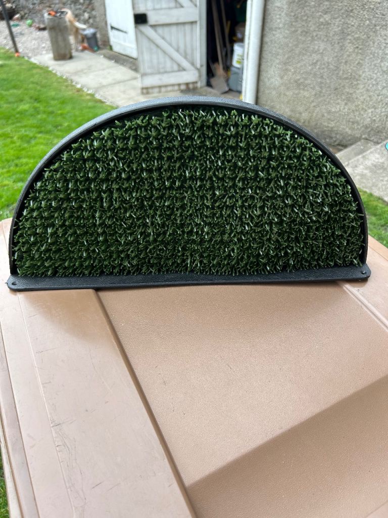 Brand new never used falcon shelf perch 