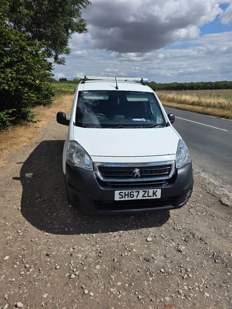 Peugeot, PARTNER, Panel Van, 2017, Manual, 1560 (cc)