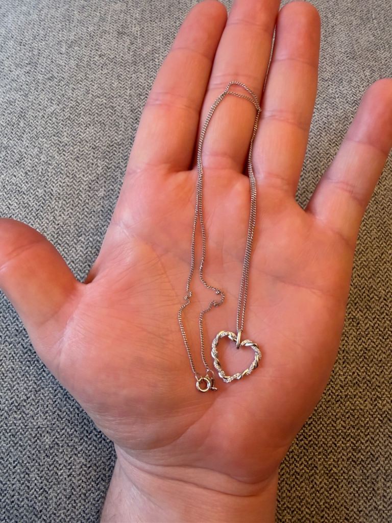 Entwine 9ct white gold diamond heart pendant 